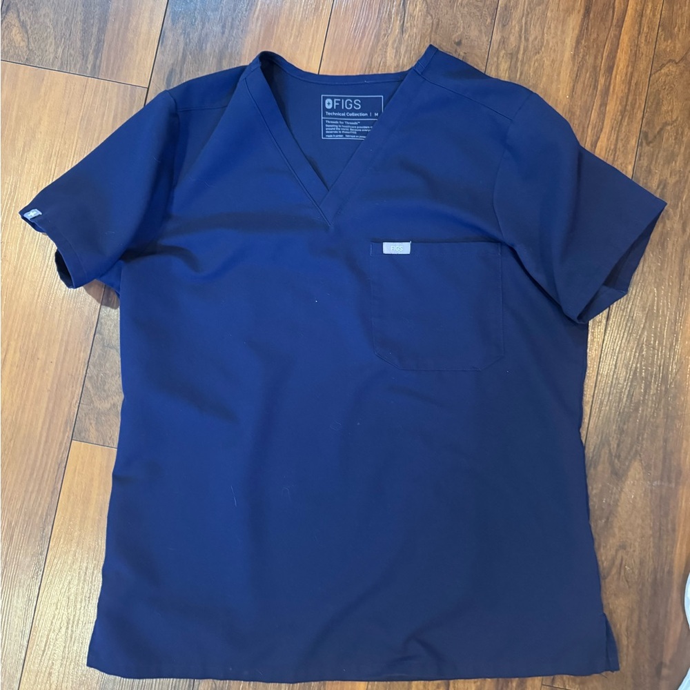 Figs women’s navy Blue scrub top